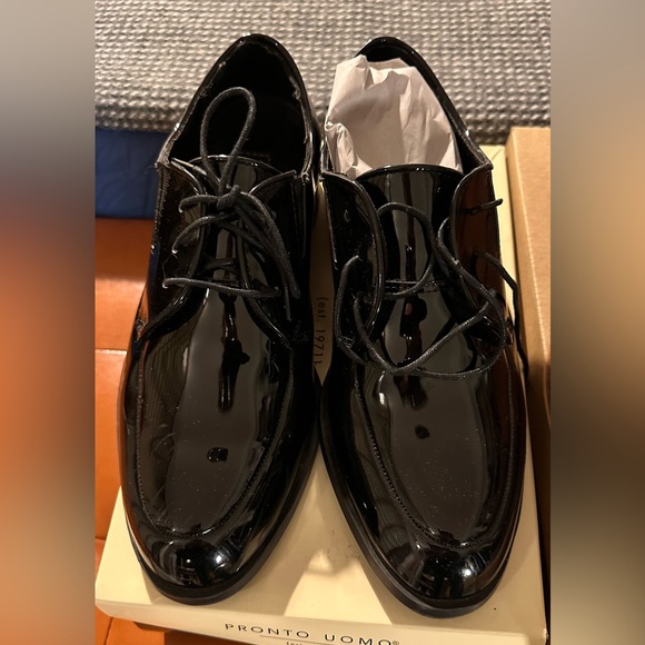 steve madden dress shoes Madden Lyddon Oxford | Men's | Brown/Navy | Size 9